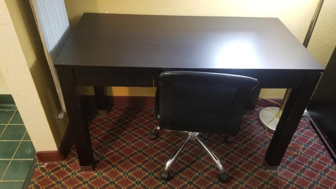 Hotel King Bed Hotel Room 110 Wi-Fi Booking Stillwater Exterior foto